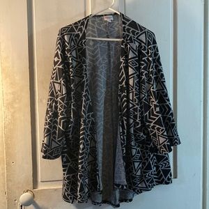Lularoe size L Top